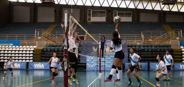 Continúa el reinado de Asmar en el Voleibol de las Olimpiadas Interempresas y Servicios Públicos.